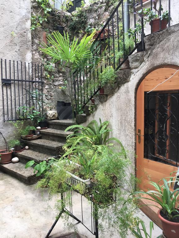 Apartment Filipas Cres Zewnętrze zdjęcie
